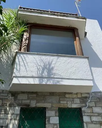 Villa Panagopoulos House *